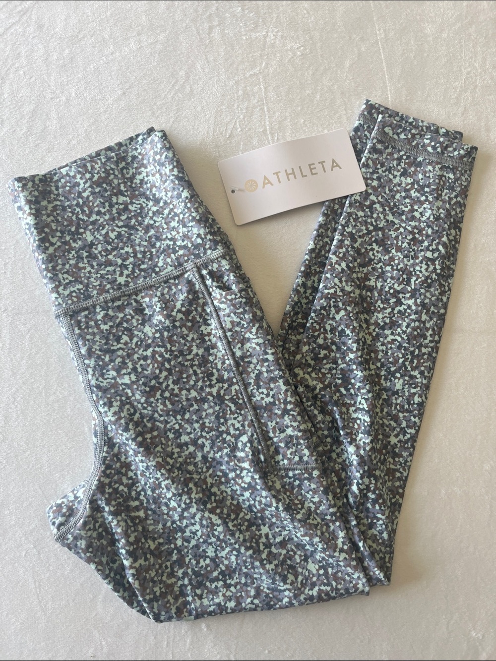 NEW Athleta Salutation leggings XXS